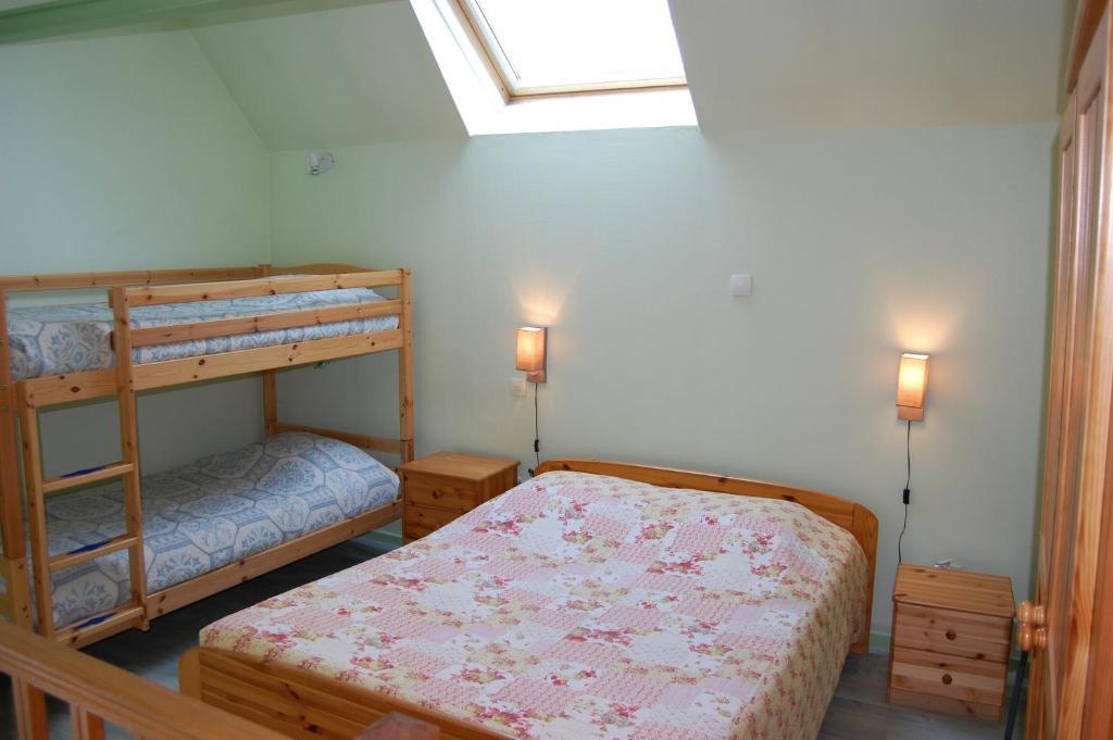 סן-אמנדה-לה-או Auberge Du Bord Des Eaux - Demi-Pension Assuree Sur Reservation חדר תמונה