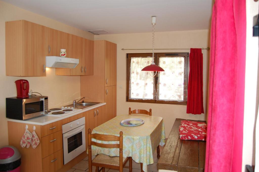 סן-אמנדה-לה-או Auberge Du Bord Des Eaux - Demi-Pension Assuree Sur Reservation חדר תמונה
