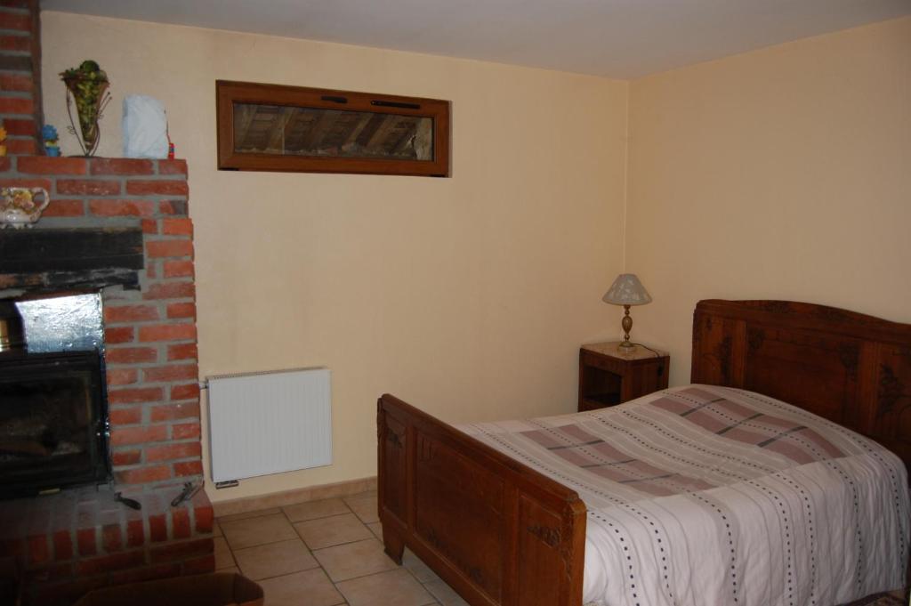 סן-אמנדה-לה-או Auberge Du Bord Des Eaux - Demi-Pension Assuree Sur Reservation חדר תמונה
