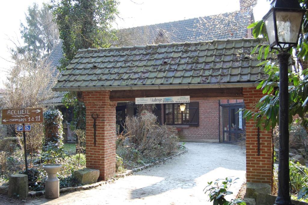 סן-אמנדה-לה-או Auberge Du Bord Des Eaux - Demi-Pension Assuree Sur Reservation מראה חיצוני תמונה
