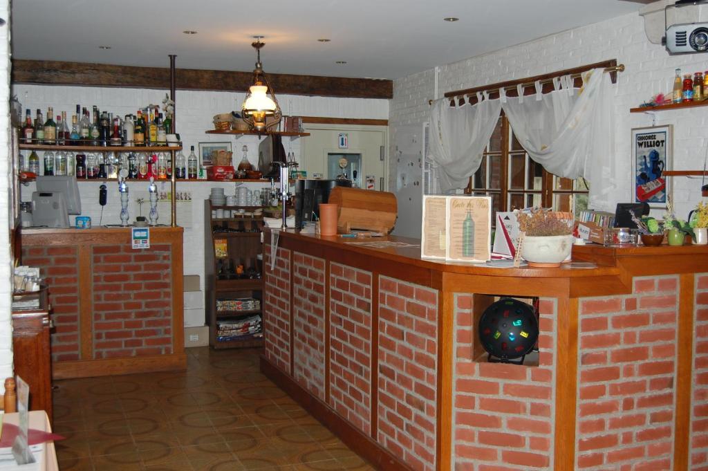 סן-אמנדה-לה-או Auberge Du Bord Des Eaux - Demi-Pension Assuree Sur Reservation מראה חיצוני תמונה